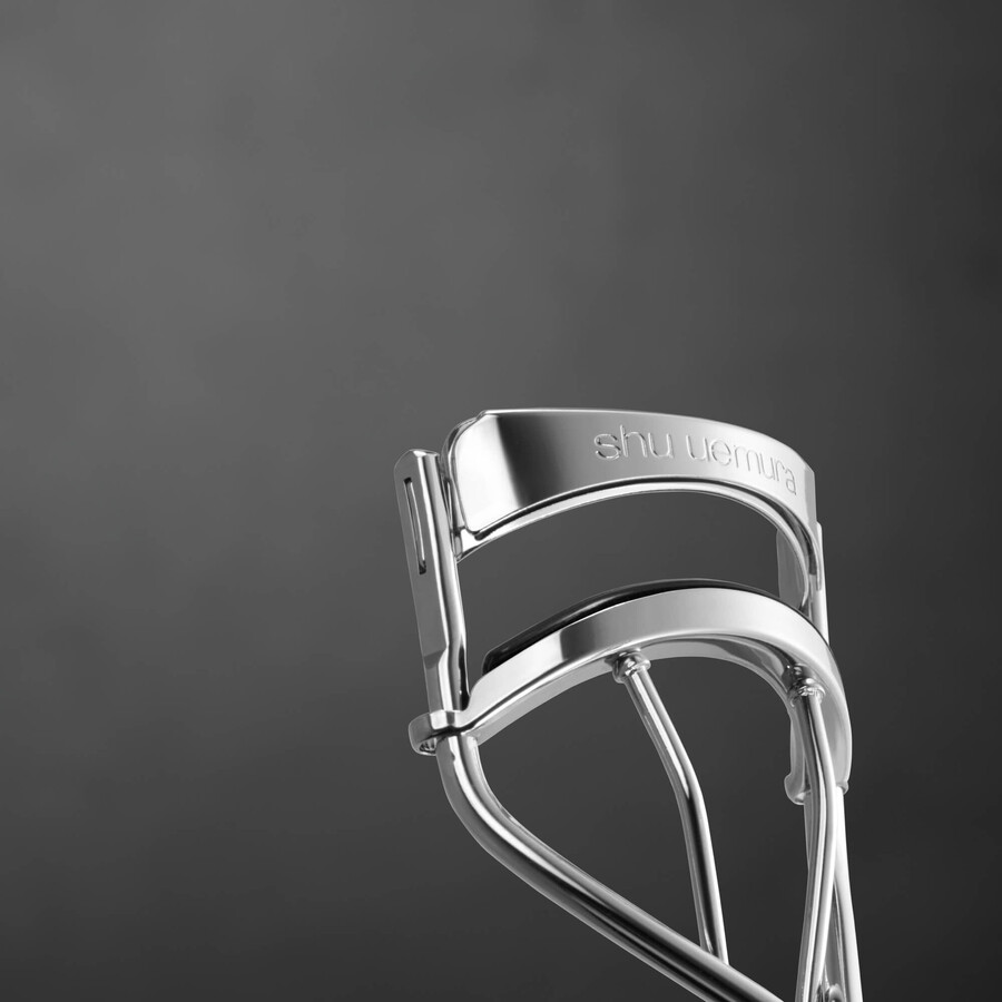 shu uemura x final fantasy xiv eyelash curler w with charm